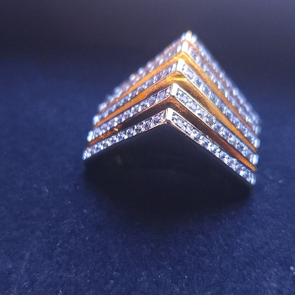 nOir Jewelry Carla Pave Pyramid Spike Ring Size 7 NWT